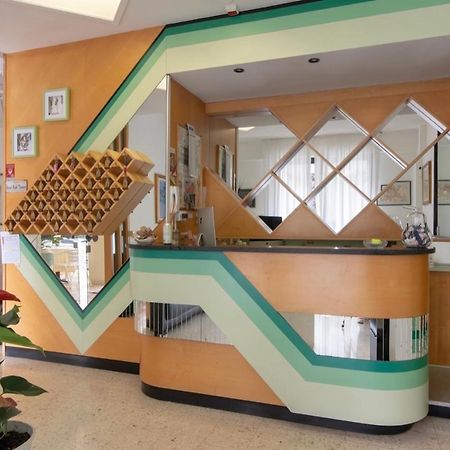 Hotel Miro Cattolica Bagian luar foto