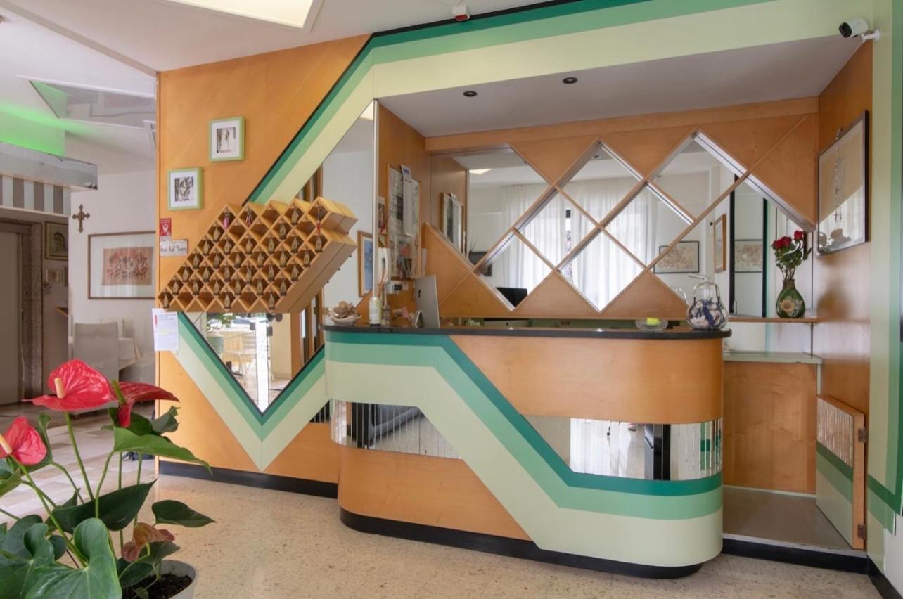 Hotel Miro Cattolica Bagian luar foto